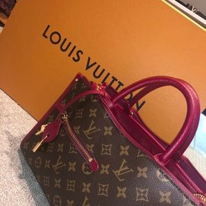 Louis Vuitton Popincourt Purse